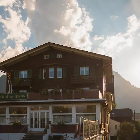 Seeblick Aeschi Inn