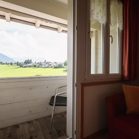 Seeblick Aeschi Inn *