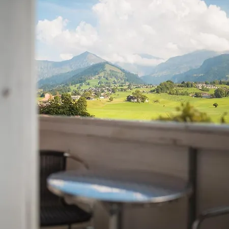 Seeblick Aeschi بيت ريفي Aeschi Bei Spiez