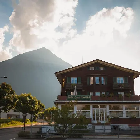 Seeblick Aeschi Han/Misafirhane